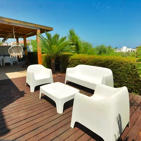 Georgiana Villa *